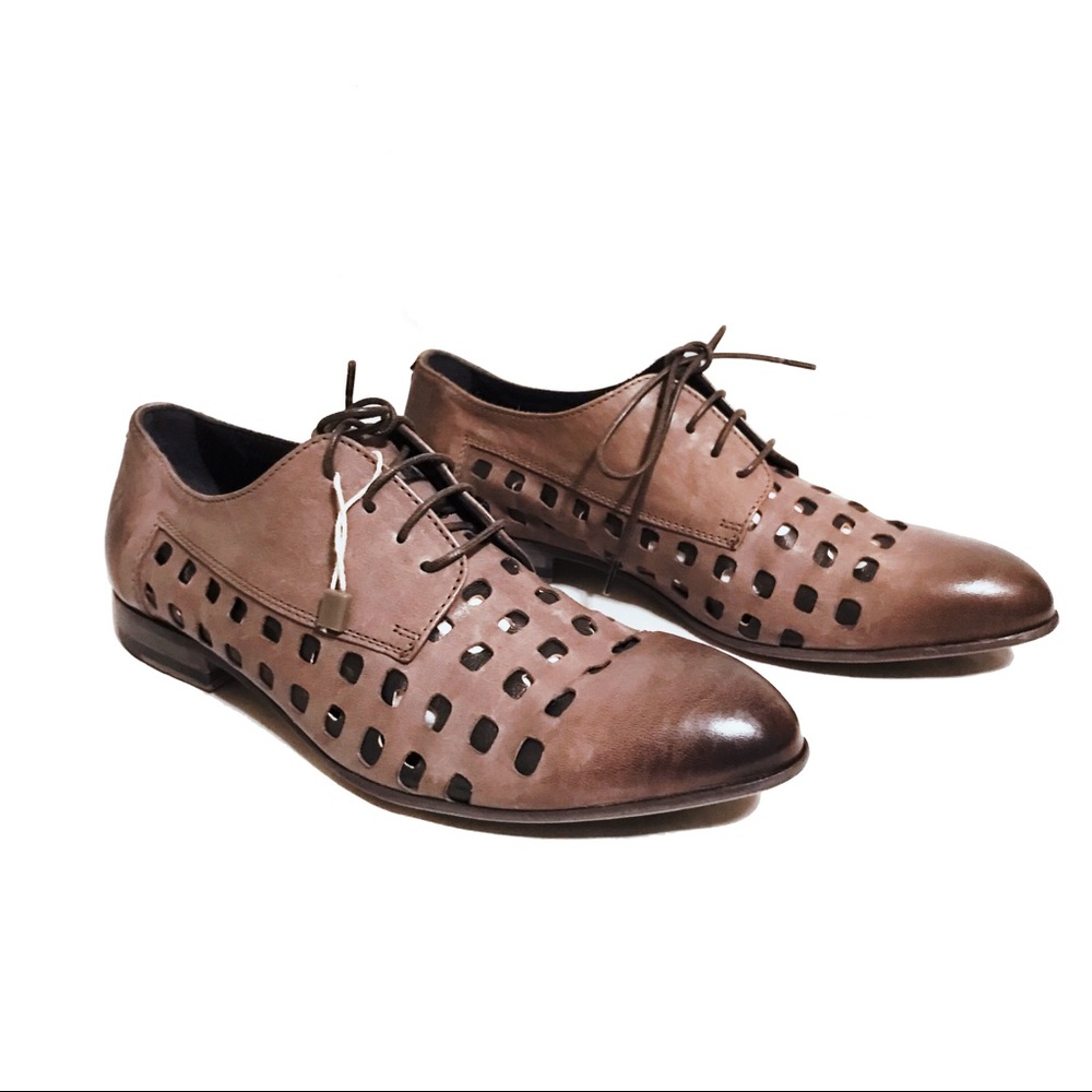 NIB Pantanetti leather oxfords size 36